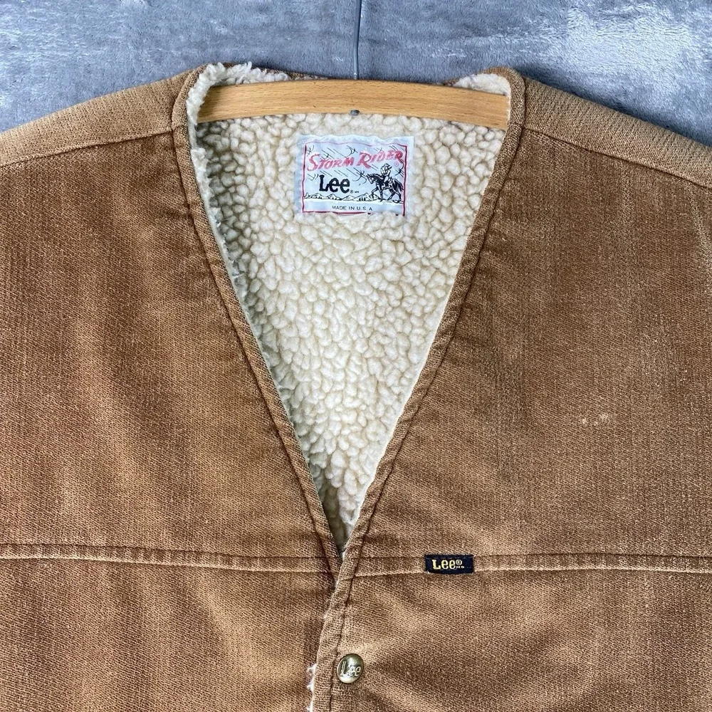 Vintage Lee Storm Rider Vest Mens Size L Brown Sherpa Lined Corduroy Made In USA